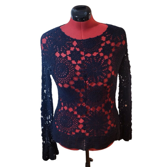 Liz Claiborne navy blue geometric mesh knit top with long sleeves, size 10* - Picture 1 of 5